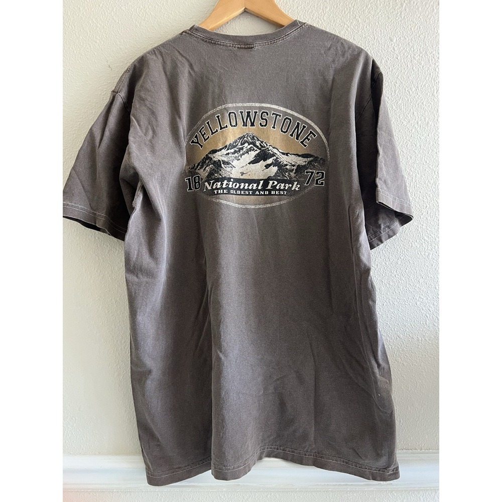 Yellowstone National Park Graphic Tee Men's  XL Faded Distressed Vintage - Picture 2 of 8